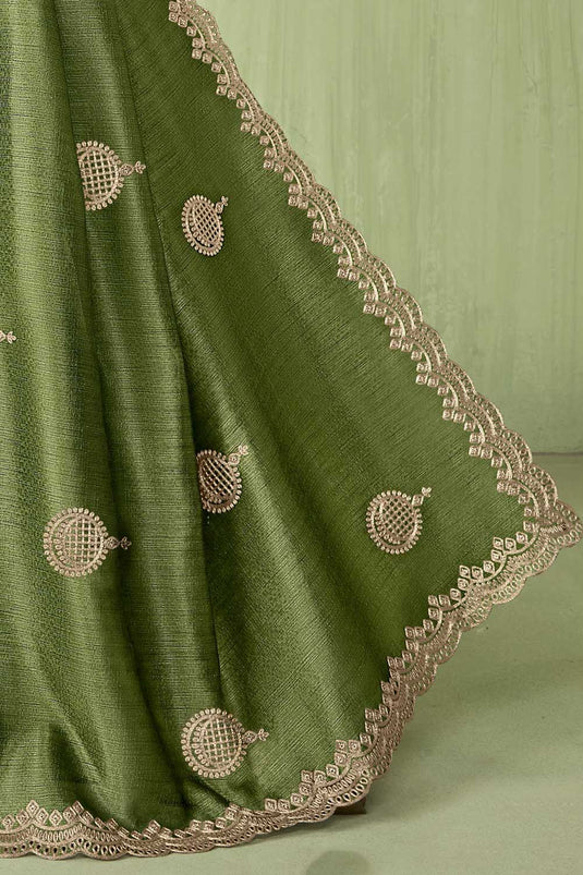 Silk Fabric Green Color Graceful Saree