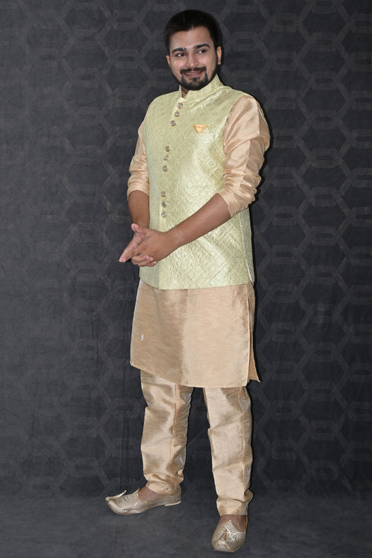 Gorgeous Art Silk Fabric Reception Wear Readymade Men Kurta Pyjama With Green Color Jacket