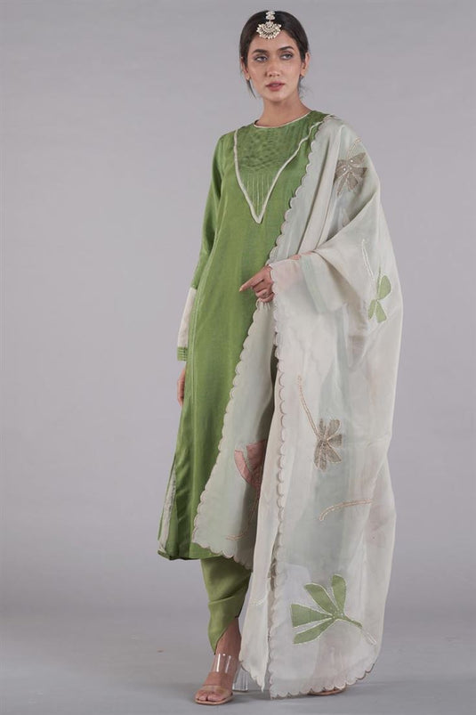 Exclusive Green Color Silk Fabric Hand Embroidered Fascinate Readymade Dhoti Set