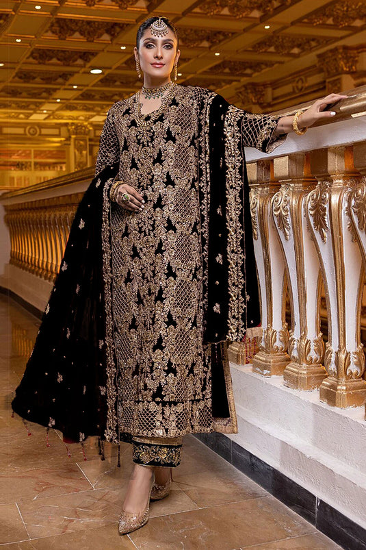 Black Color Georgette Fabric Elegant Function Wear Pakistani Replica Suit