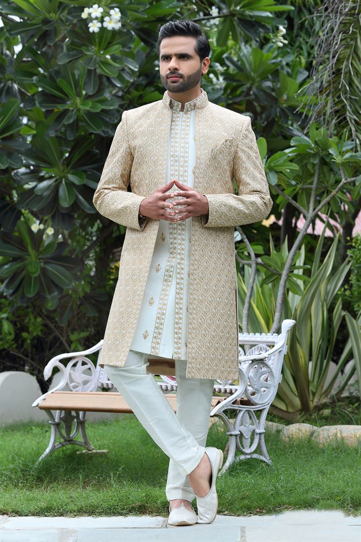 Gorgeous Silk Fabric Wedding Wear Readymade Groom Sherwani For Men