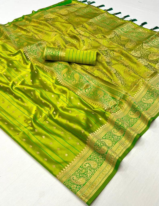 Alluring Green Handloom Weaving Party Wear Satin Silk Saree With Blouse