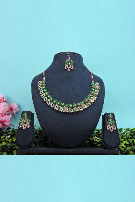 Green Color Alloy Material Beatific Necklace Set Earrings And Mang Tikka For Women