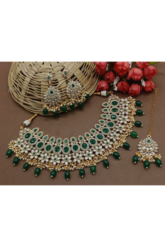 Attractive Green Stone Alloy Material Necklace Set With Earrings And Mang Tikka