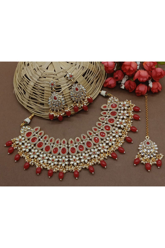 Blazing Red Stone Alloy Material Necklace Set With Earrings And Mang Tikka