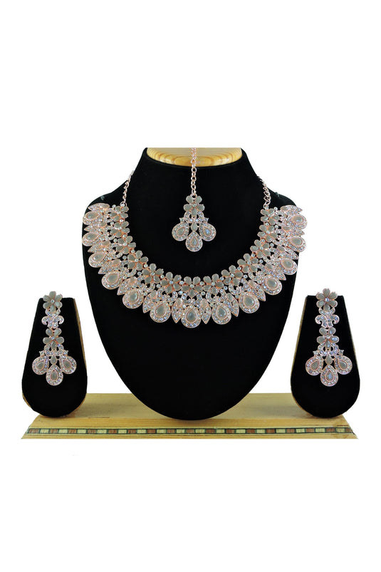 Creative Grey Color Alloy Necklace with Earrings and Mang Tikka