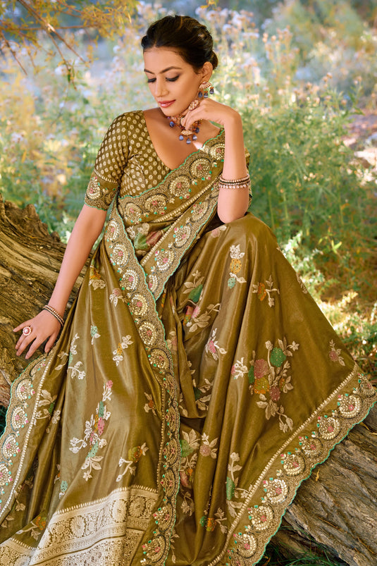 Weaving Work Silk Fabric Wedding Wear Saree In Green Color