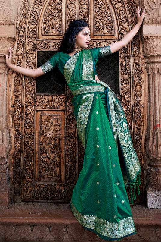 Elegant Glory Silk Saree in Rich Green Color with Weaving Work